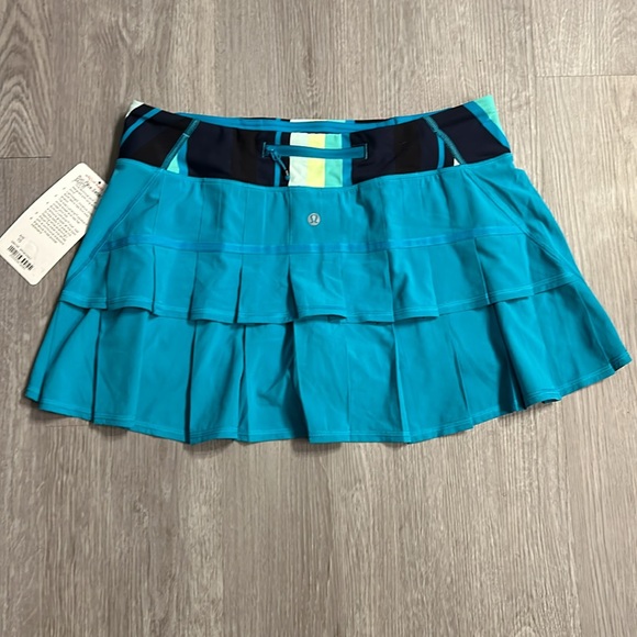 NEW- Lululemon Pace Setter Skirt - Picture 5 of 5